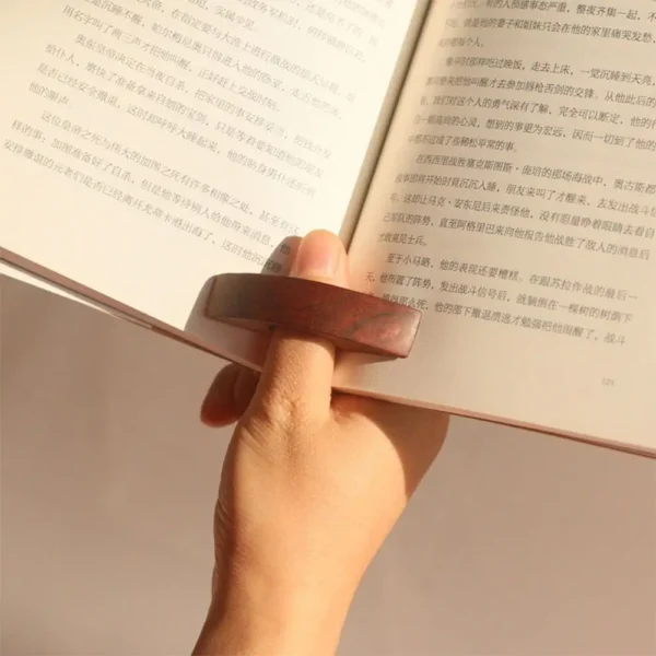 Bague de lecture en bois : élégance et confort pour les passionnés de livres – Image 2